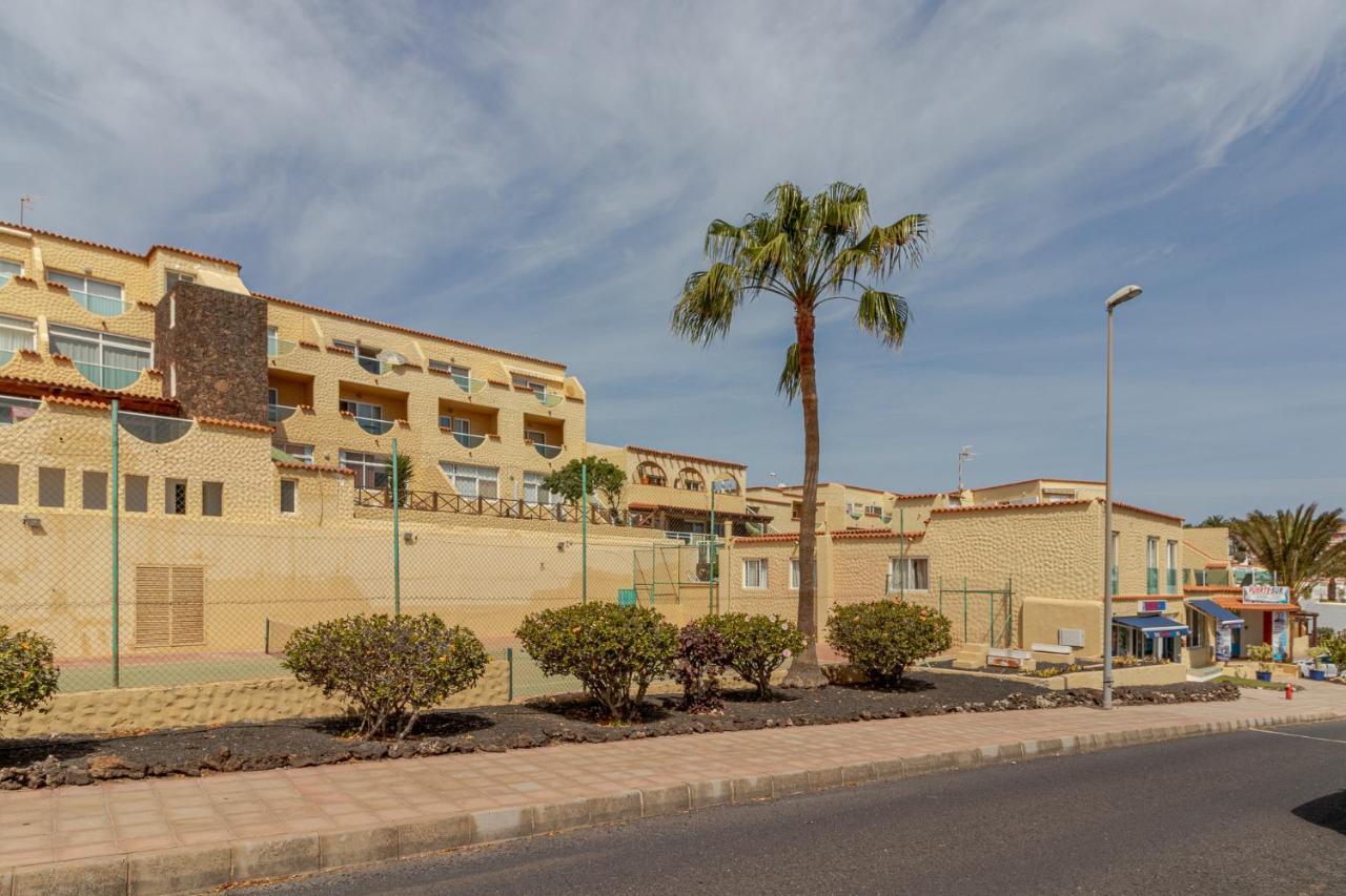 Flatguest + + 2bdr + Pool Apartment