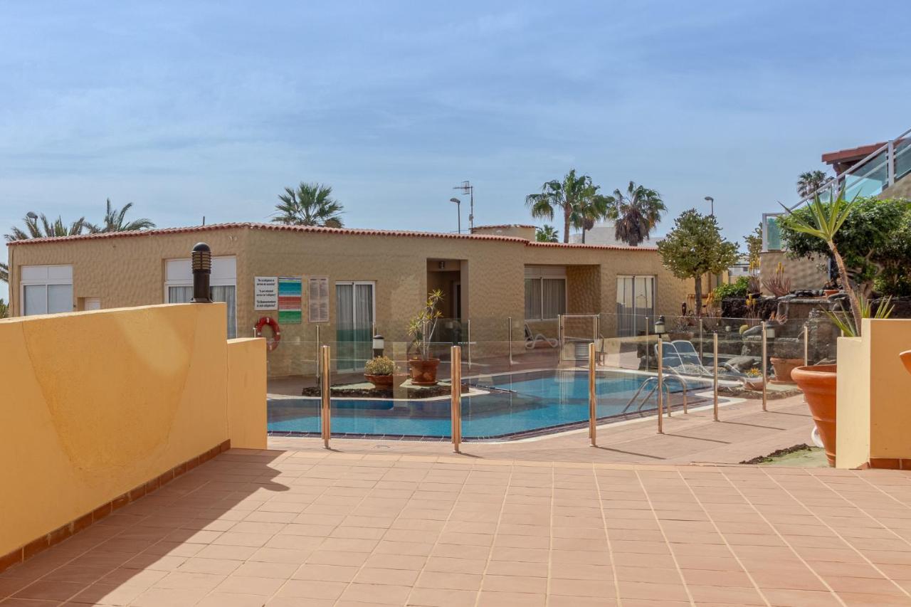 Flatguest + + 2bdr + Pool Apartment Costa Calma