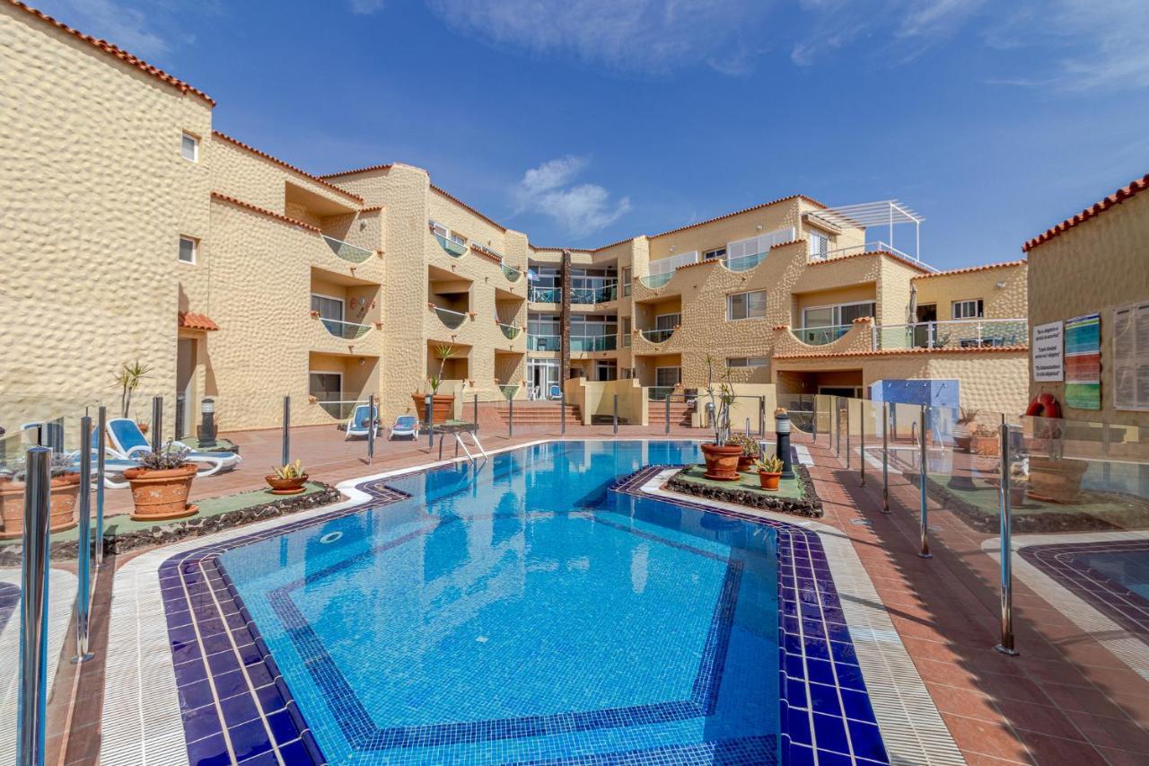 Flatguest + + 2bdr + Pool Apartament Costa Calma